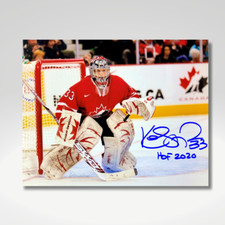 KIM ST-PIERRE (3) Team Canada Autographed 8x10 Photo w/HOF 2020 insc.