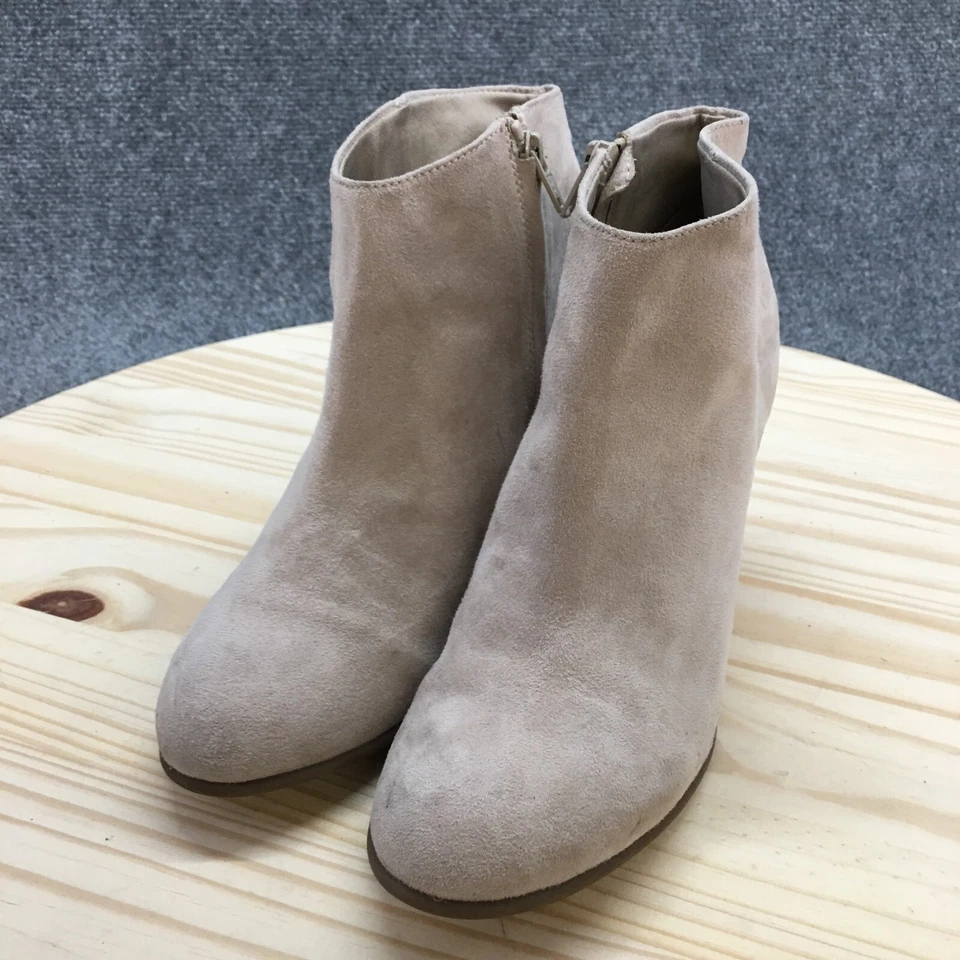 Old Navy Boots Womens 9 Ankle Booties Beige Faux Suede Heeled Side Zip Casual - Image 3 of 4