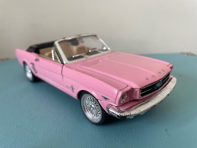 Sunnyside Superior 7” FORD MUSTANG CONVERTIBLE Pink DIECAST Toy