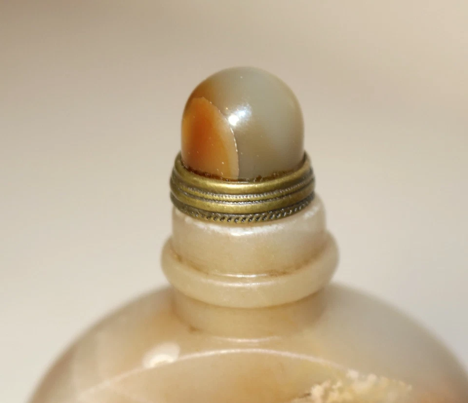 Baratija escultura botella tabaco bronce piedra ágata tallada a mano china vintage. Foto 4 de 4