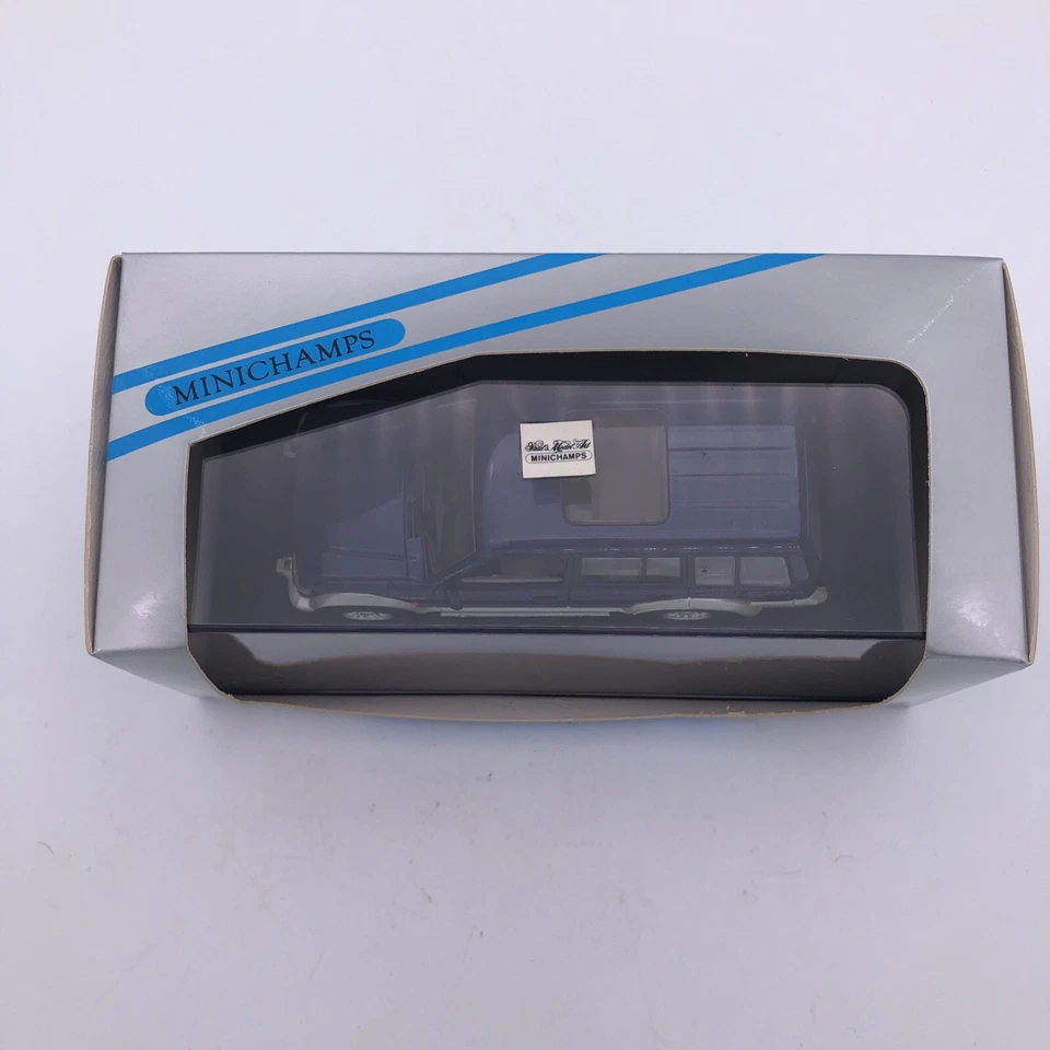 Minichamps Mitsubishi Pajero LWB 1994 azul metálico escala 1:43 en caja Foto 3 de 4