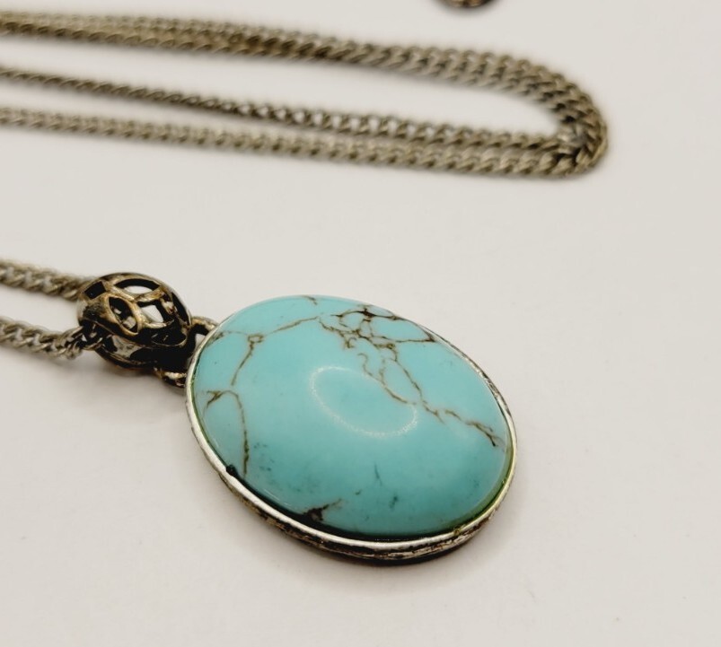 Fossil Brand Necklace Dyed STONE Turquoise 21