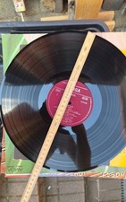 10 Stück Deko 12 Singles kleines Loch Schall...