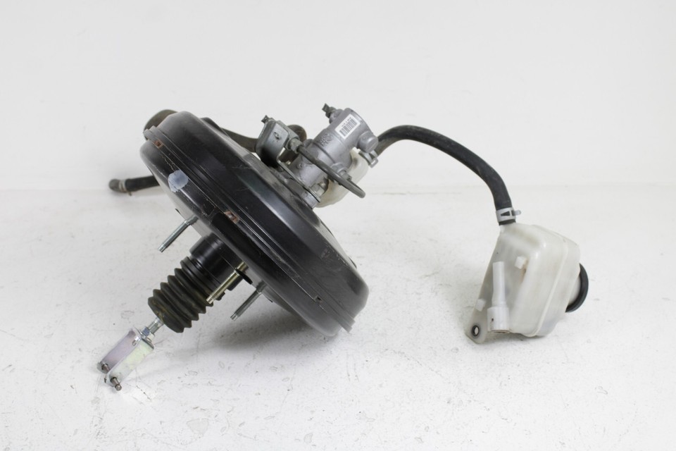 20112015 Toyota Sienna OEM BRAKE BOOSTER MASTER CYLINDER & RESERVIOR