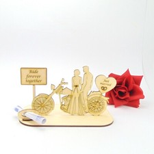 Geschenk zur Biker Hochzeit Chopper mit Brautpaar Ride forever together aus Holz