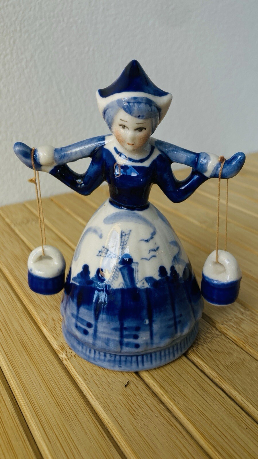 Picture 1 of 8