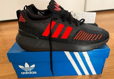 Adidas Swift Run 22, Größe 44 2/3 schwarz rot