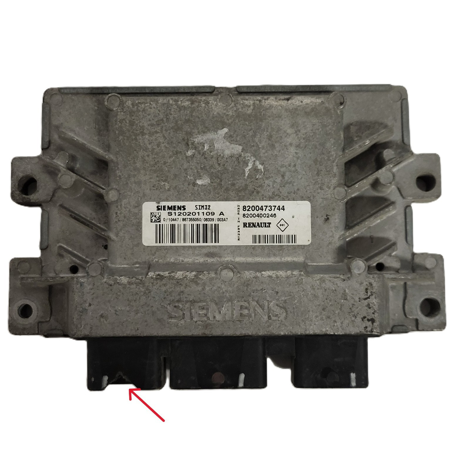 RENAULT ECU / S120201109A / SIM32 / 8200473744 / 8200400246 / SIEMENS
