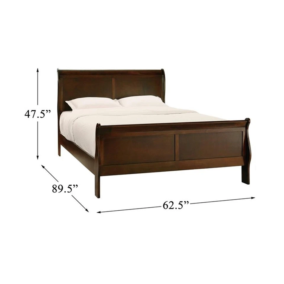 Cama trenó queen de madeira tradicional projetada Pemberly Row em cereja marrom - Imagem 3 de 3