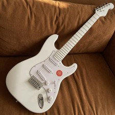 White ST Electric Guitar SSS Pickup Solid Body Maple Fretboard& Neck Chrome Part