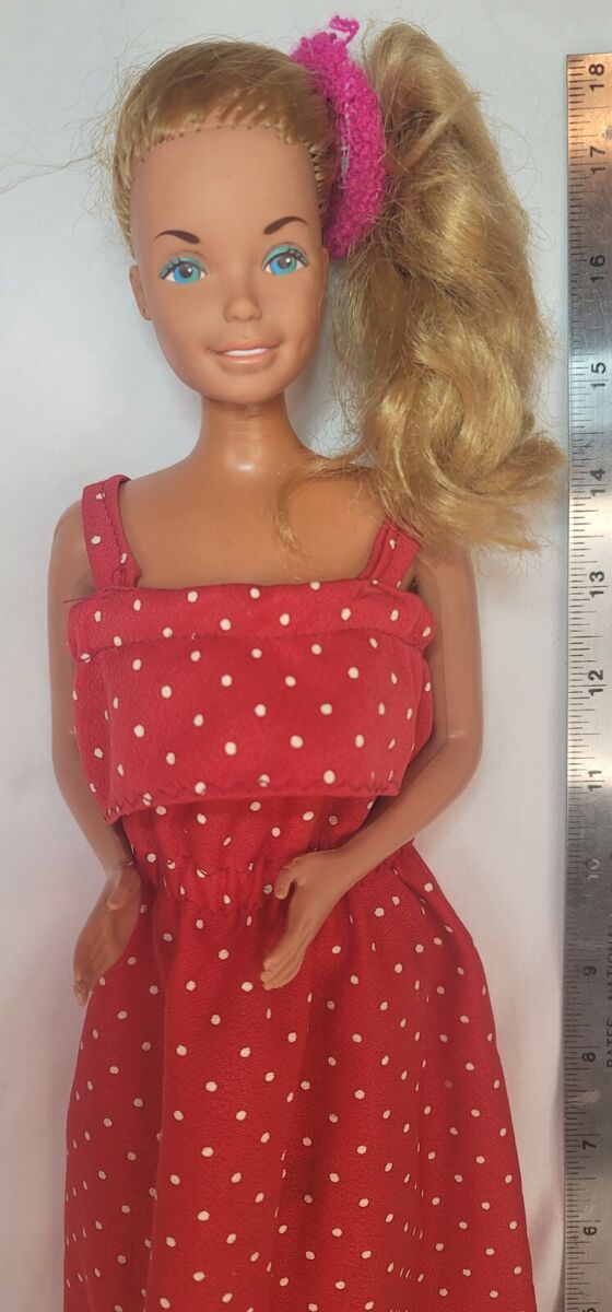 1976 Barbie 18 inch Supersize Barbie by Mattel | eBay 1976 Barbie 18 inch Supersize Barbie by Mattel | eBay