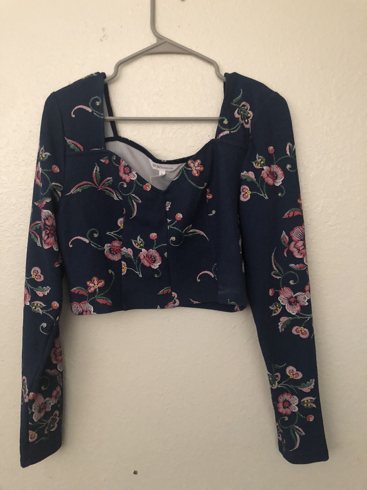 bcbgeneration crop top - image 3