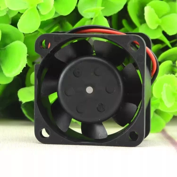 NIDEC B34658-55 4028 DC5V 0.36A 4CM 2-Pin Silent Cooling Fan - Image 2 of 2