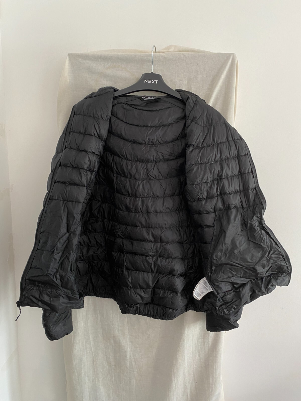 Piumino ARC'TERYX CERIUM LT nero con cappuccio taglia L