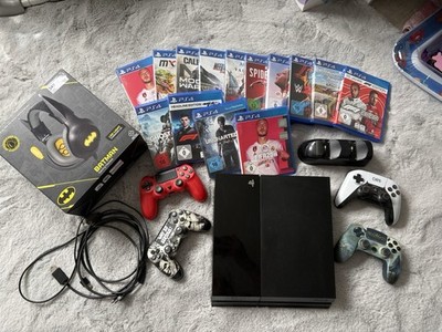 Sony PlayStation 4 Heimkonsole Schwarz Bundle mit 4 Controllern, Spielen, Kabel