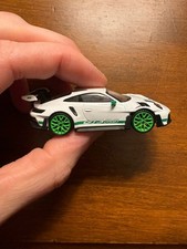 MINI GT #827 911 Porsche 911 GT3 RS Tribute to Carrera RS Package 