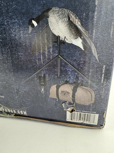 Lucky Duck Super Canada Goose Flapper HDi w Bag And Remote Motion Decoy 40694010 - Picture 3 of 11