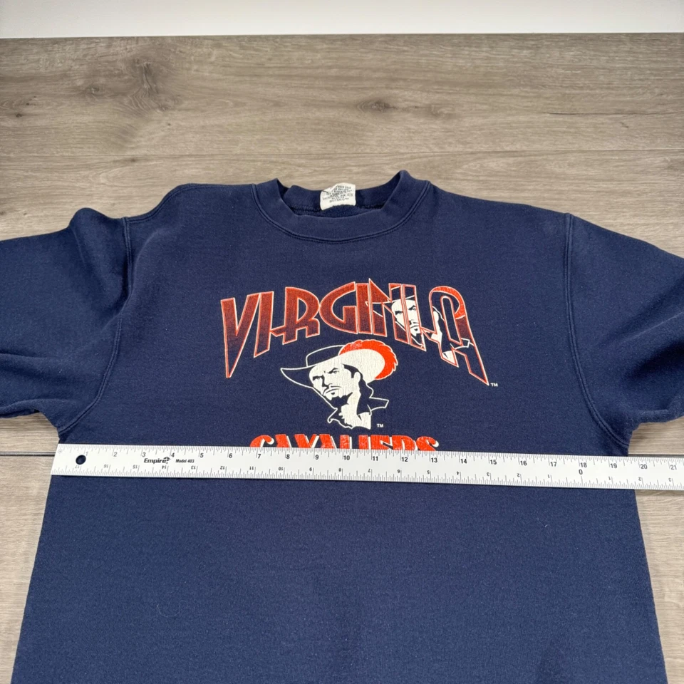 Moletom vintage feminino gola redonda University Of Virginia Cavaliers desbotado anos 90 - Imagem 4 de 4