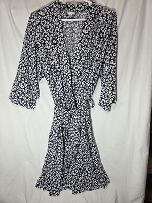 Cooling Robe Womens Size 14-16 by Dreams & Co. Black & White Tie Waist Pockets