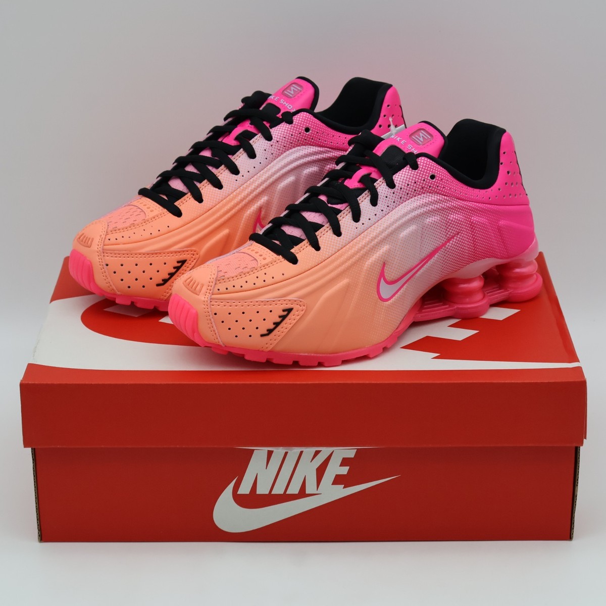 IH2343-600 Nike Shox R4 Hyper Pink Atomic Pink (Women's) | eBay