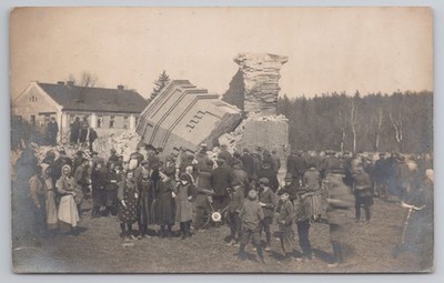 RPPC Unidentified Collapsed Chimney Stack Disaster? Große Menschenmenge um 1920