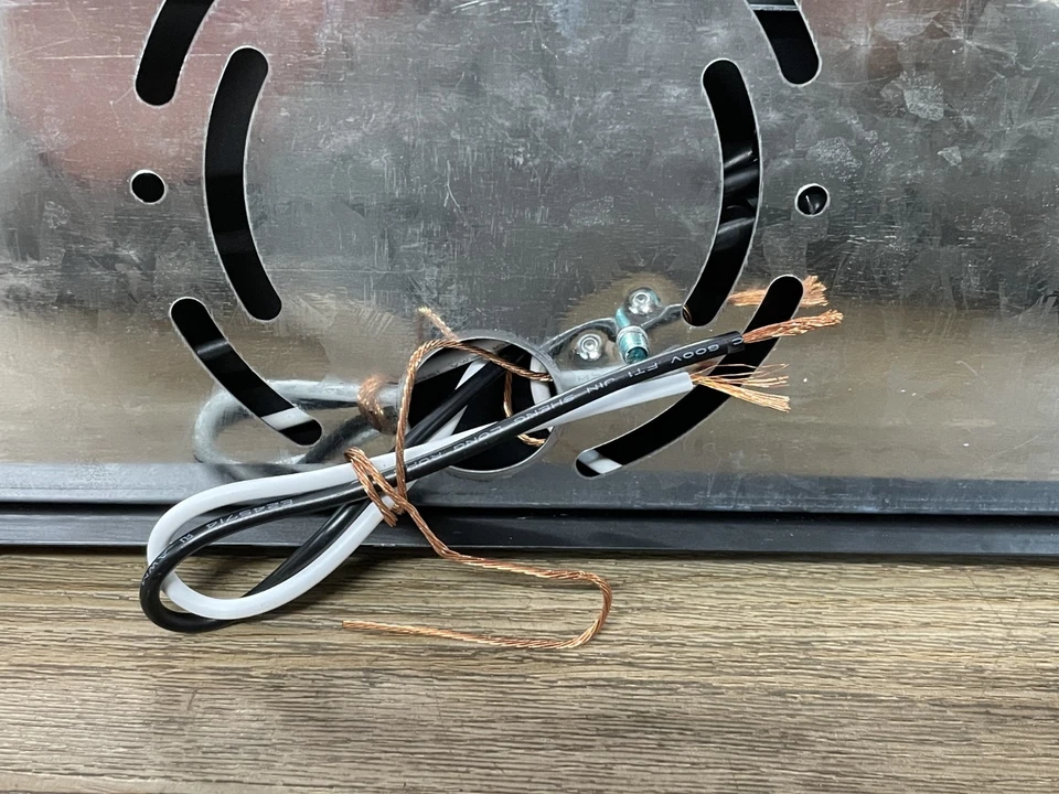 Bellevue GEBF97012MBK Cardium 3 Light 18" Wide Vanity Light, Matte Black *READ* - Image 4 of 4