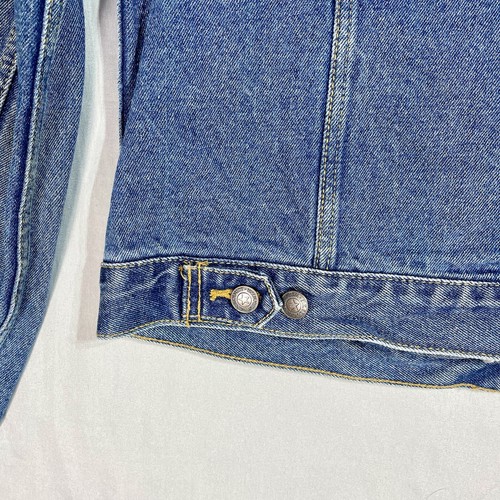 Womens Jean Jacket Medium Cowgirl Denim Trucker Western Classic Country - Picture 6 of 7