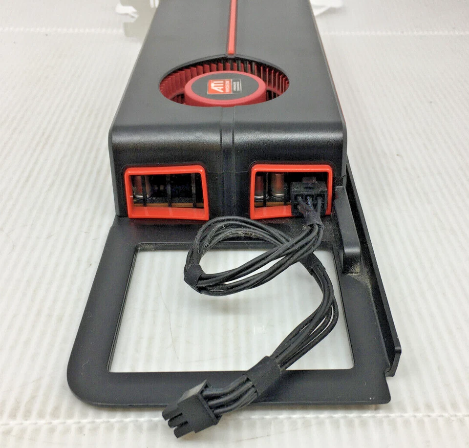 AMD ATI Radeon HD 5770 1GB Graphics Card 102C0160100 ATI-102-C01601 639-0675 - Image 4 of 4