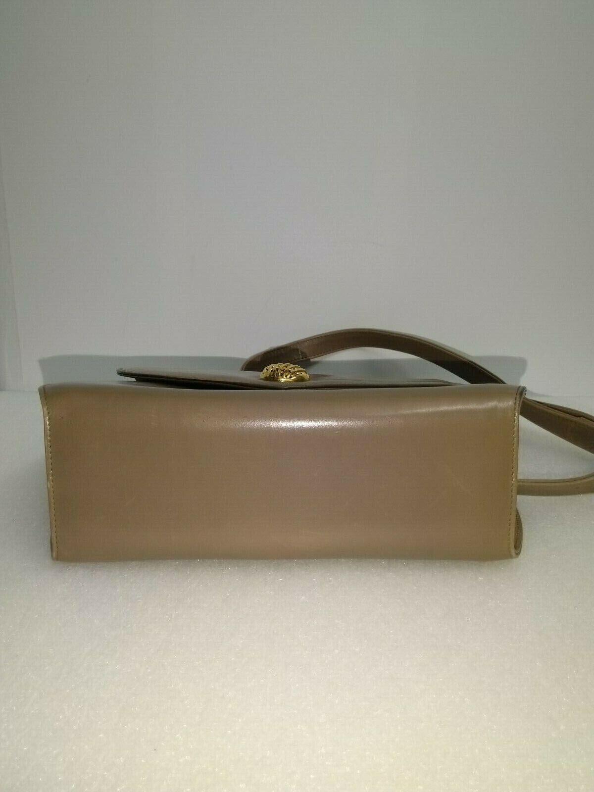Picture 7 of 12