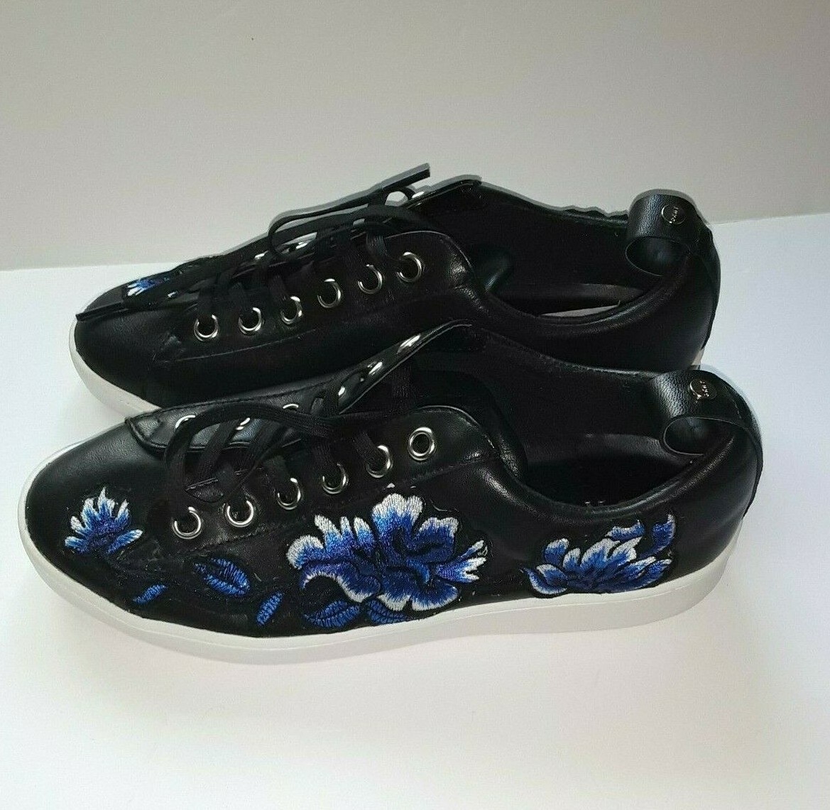 SAOLA DKNY Women's Embroidered Floral Lace up Sneakers size: 6.5M NWOB.