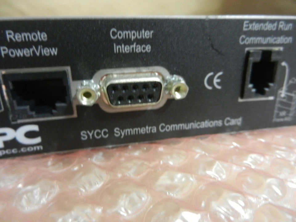 Módulo de tarjeta de comunicaciones Symmetra de APC SYCC Foto 2 de 4