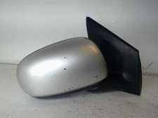 Retroviseur droit (ou coque) Nissan TINO
