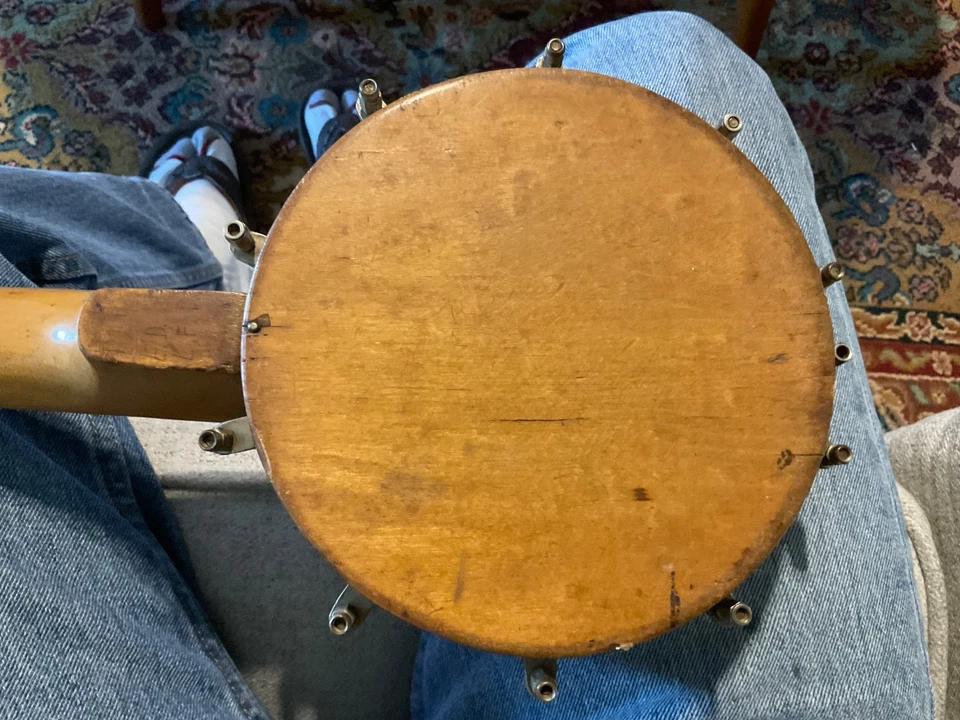 1920's 17 fret 21" banjolele. Gretsch brand - Image 4 of 4