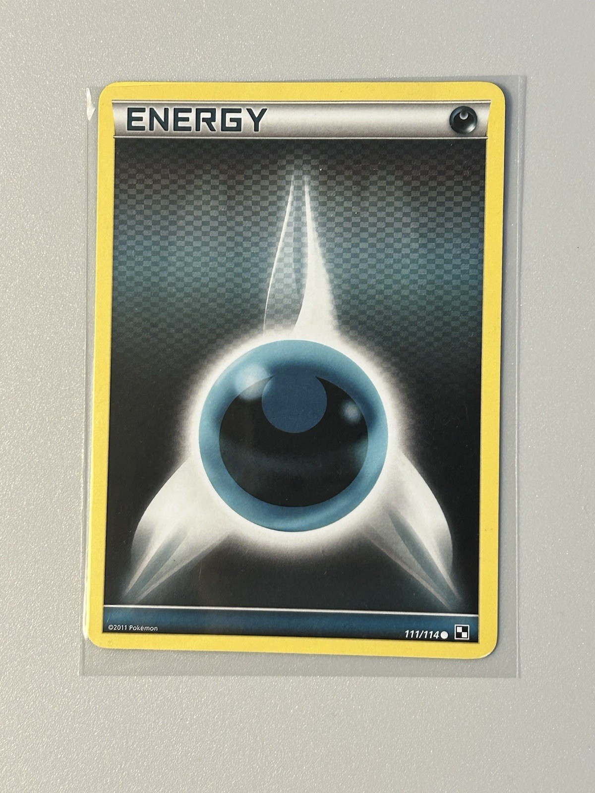 Pokemon Darkness Energy 111/114 Black and White Common NM Condition