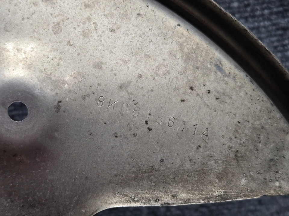 AUDI S5 V8 2008-2016 4,2 L FRENO TRASERO IZQUIERDO PROTECTOR CONTRA SALPICADURAS OEM Foto 4 de 4