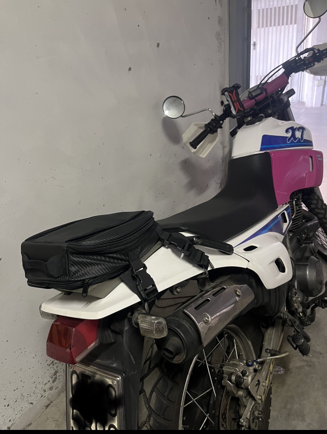 Yamaha Motoveicolo Usato in Buone Condizioni foto 3