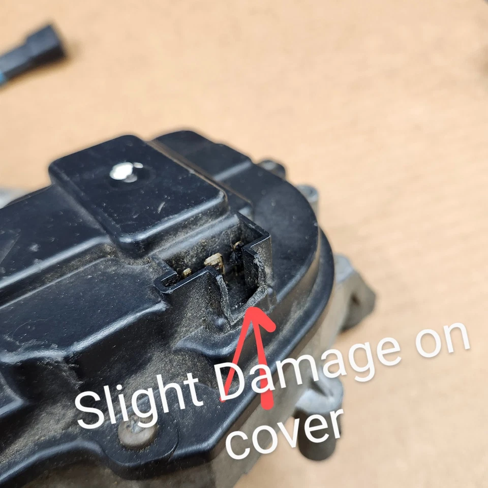 Conjunto y cubierta del motor limpiaparabrisas BUEN FABRICANTE ORIGINAL 94-96 C4 Corvette daños leves Foto 2 de 4