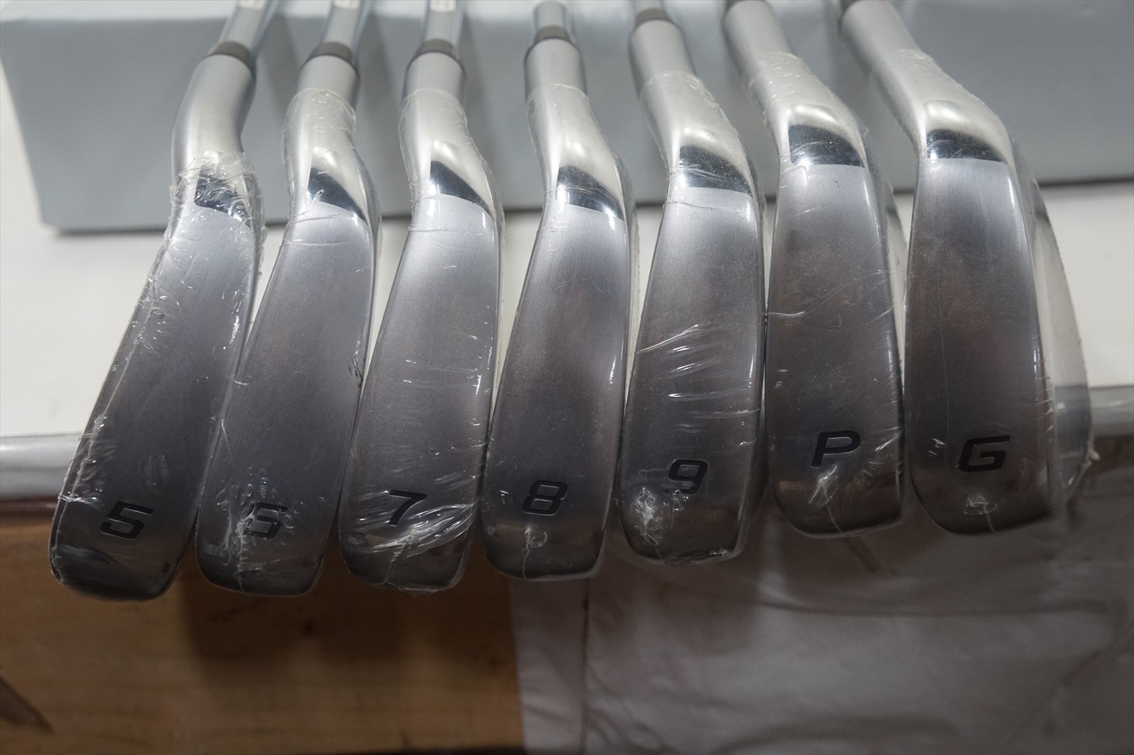 New Cobra F-Max Airspeed Iron Set 5-Pw, Gw Stiff Cobra Airspeed Steel 1113288