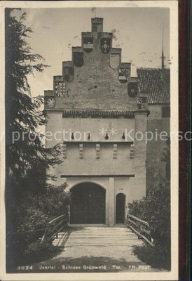Isartal Schloss Gruenwald Tor 