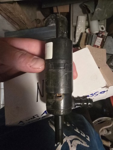 3B7955681 VW Audi Seat Skoda Waschwasserpumpe Scheinwerferreinigung SWR-SRA