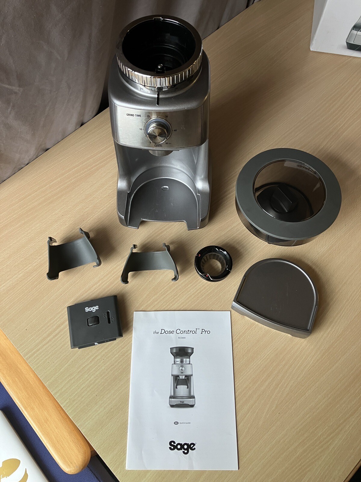 SAGE Dose Control Pro Burr Coffee Grinder Silver Excellent