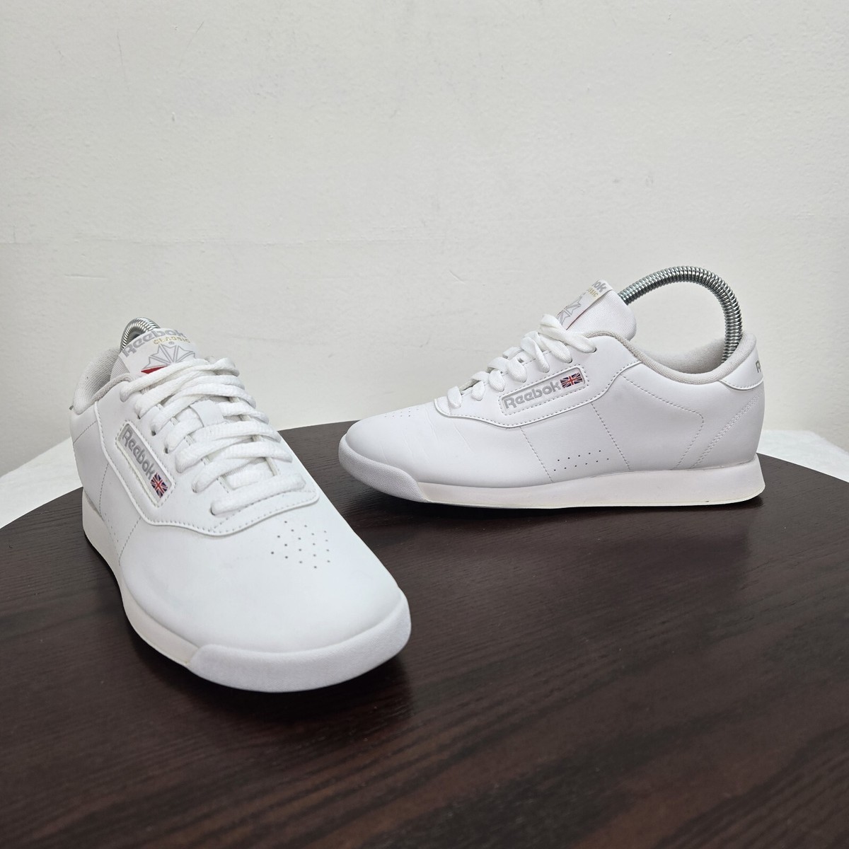 Reebok Classic Sneakers Women 8D Wide White Leather Lace Up Low