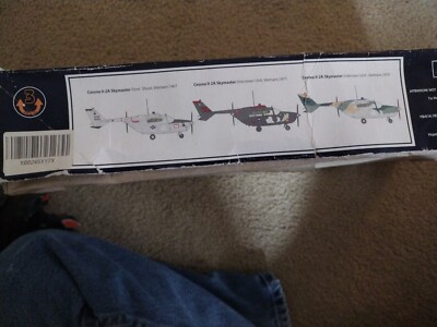 Roden 1/32 O2 Skymaster Aircraft Plastic Model Kit 620 box has  