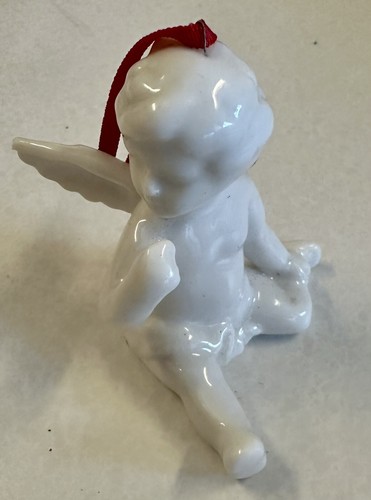White Porcelain Cherubs Angels Figurine Christmas Ornament Decoration - Picture 14 of 15