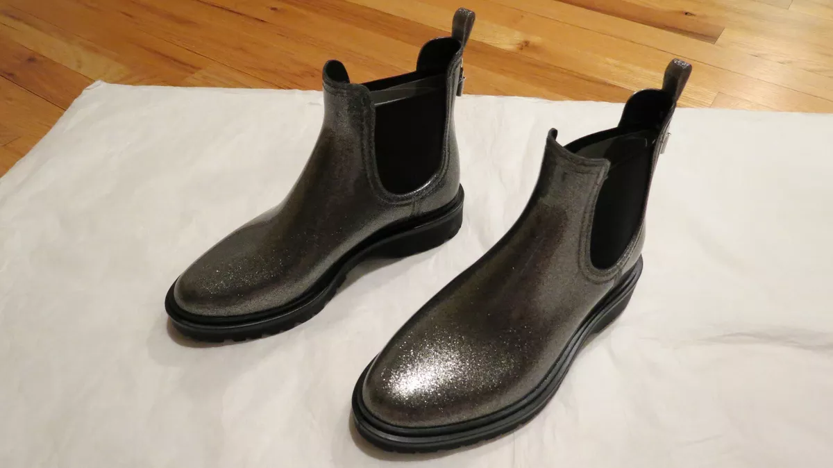 Michael Kors Tipton Rain Bootie Size 7 M Gunmetal Metallic 90