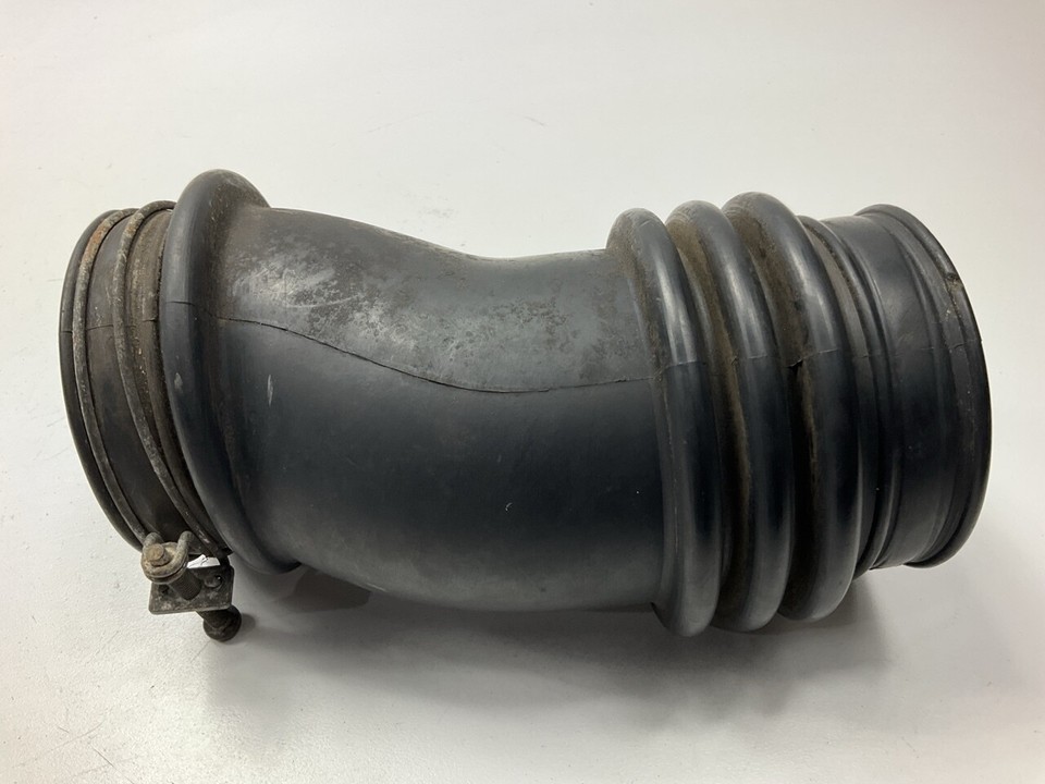 USED 699 MAF Intake Duct Air Tube Hose 1657811P00 OEM For 8489 300ZX