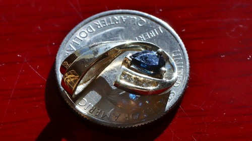 10k yellow gold slide pendant 0.75ct treated, natural sapphire diamond 2.53gr - Picture 4 of 24