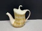 Red Wing Golden Viking Tea Pot with Lid, Excellent Condition