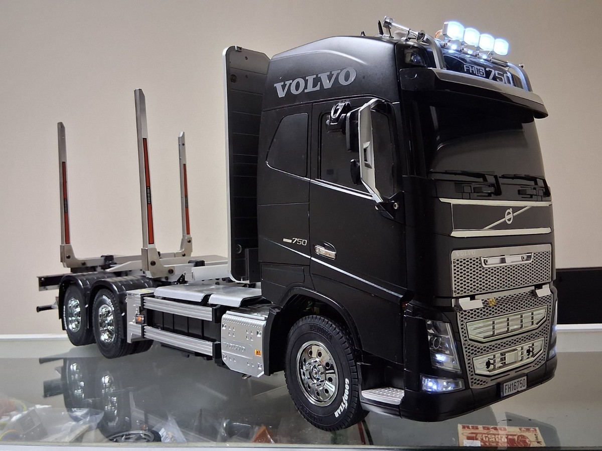 Tamiya R/C 1/14 Volvo FH16 Globetrotter 750 Timber Semi +MFC-03