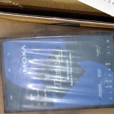 MOXA TCF-142-M-SC Optical Fiber Media Converter NEW *mc